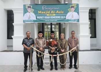 Resmikan Masjid Al Azis, Bupati Minta Pegawai Penuhi Masjid Waktu Sholat