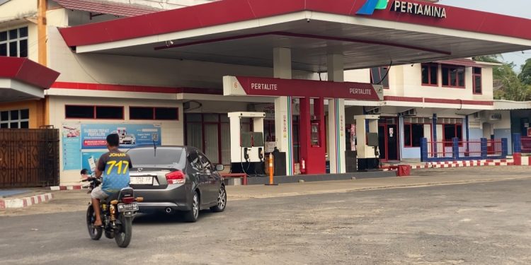 50% RTW Dialihkan ke Bengkulu, Pasokan Pertalite di Baturaja Terhambat
